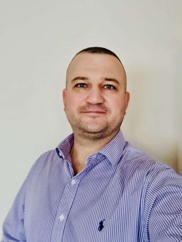 GS Microcement craftsman at work